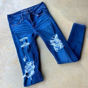 American Eagle distressed jegging size 2